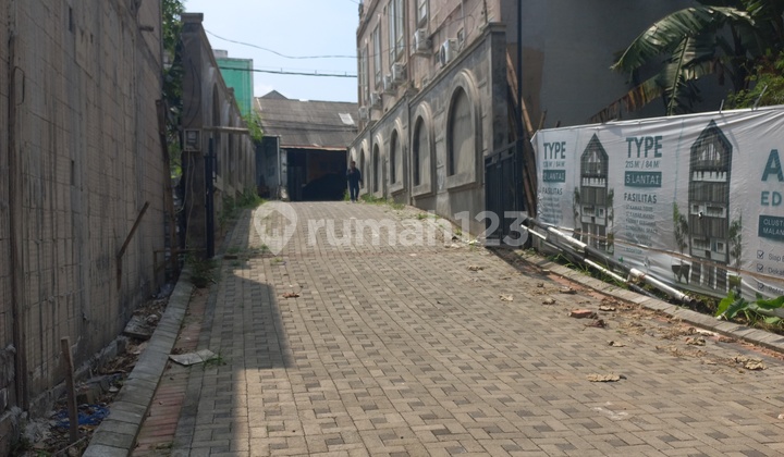 5 Minutes to Brawijaya University Malang, Suitable for Building a Premium RuKost with Split Certificate. 2