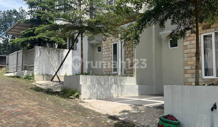 Exclusive Boarding House in Central Batu City Area 2