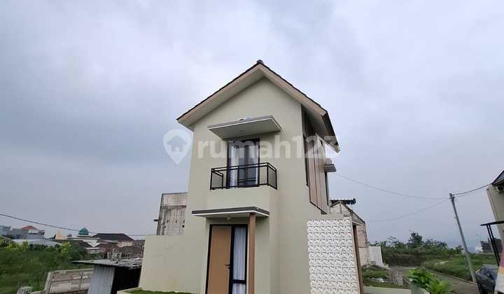 Ready-to-Use Exclusive and Strategic Villa in Batu City, Suitable for Families 2