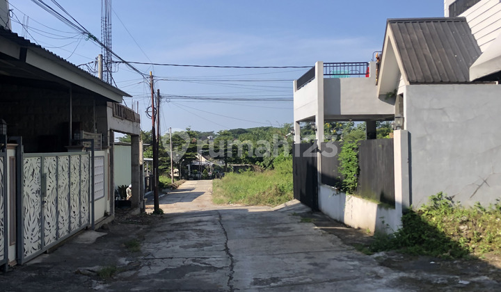 Rukost for Sale 5 Minutes to Ub Malang Campus, SHM on Hand, All En-suite Bathrooms 2