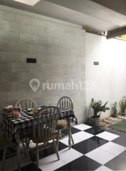 Beautiful Strategic House in Bintaro Jaya