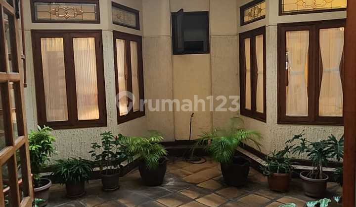 Strategic House in a Quiet Neighborhood in Pondok Indah 2