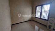 Jual/Sewa Rumah 5 Kamar Tidur Eksklusif Dalam Perum, Ngestiharjo, Kasihan, Bantul (Dekat Umy) 2