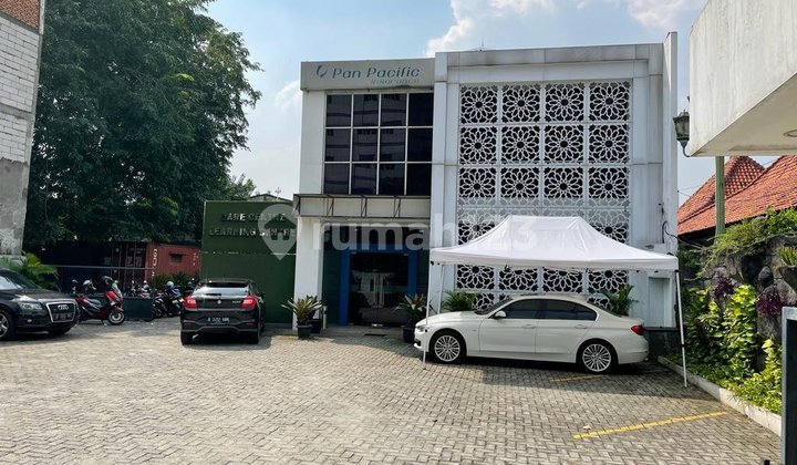 Strategic Location Office Building South Jakarta East Jakarta