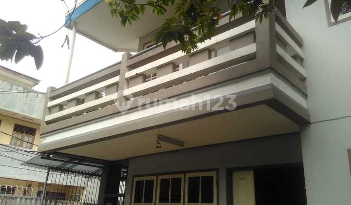 Rumah Dijual Cepat Cocok untuk Kos Kosan Akses Busway di Jakpus