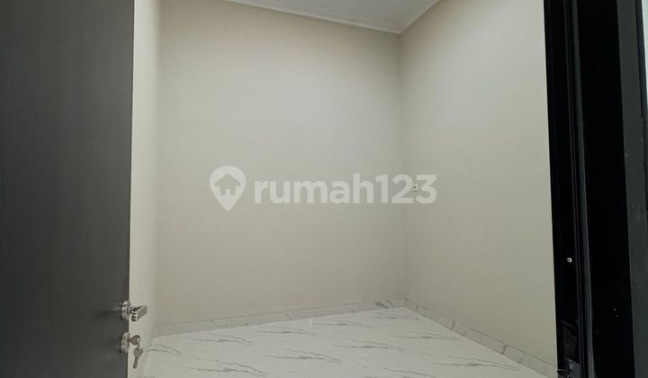 Luxury House with Kitchen Set & Water Heater Ngaliyan 1