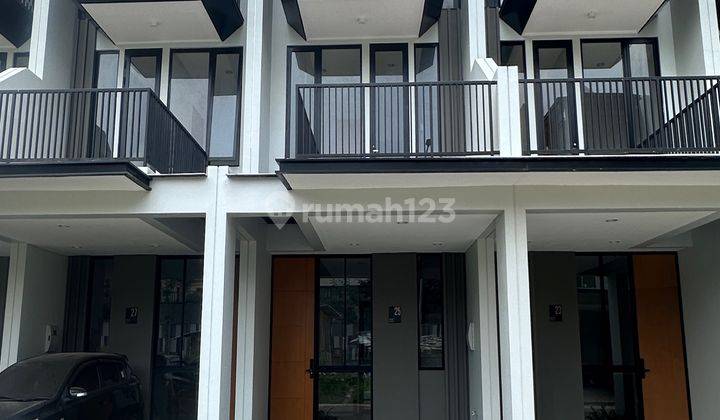 Rumah Minimalis 3 Lt Baru Di Lokasi Strategis, Tenang Dan Aman  1