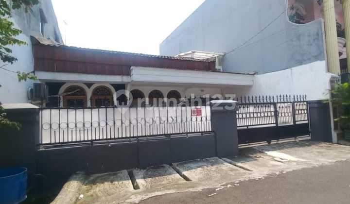 Dijual Rumah 2 Lantai di Binus Area - Kemanggisan Jakarta Barat 1