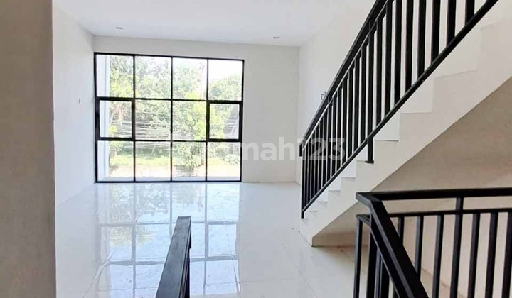 For Sale: Raden Saleh Shop House, Tangerang, 5×10 M², 3½ Floors, Freehold Certificate 2