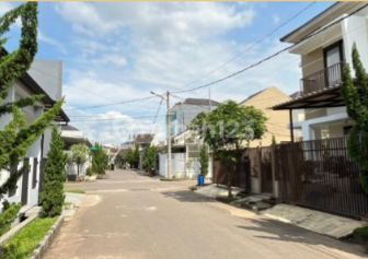 Price Drop Cheap Auction Ready to Live Comfortable SHGB in Bumi Adipura 2