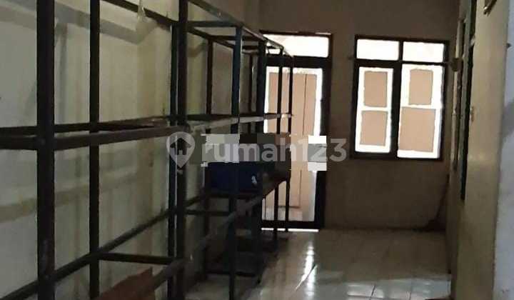 Cheap 3-Storey Strategic Comfortable Auction Ruko on Astana Anyar Road 2