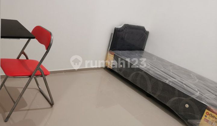 Luxury Strategic Boarding House for Sale, Only 5 Minutes to Summarecon Mall 2