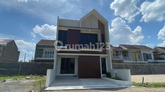 Hunian 5 Mneit ke Bandara Adisumarmo Solo 2