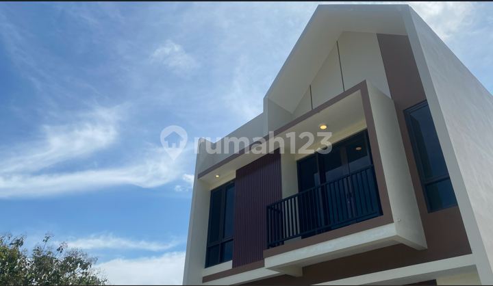 Residence 5 Minutes to Adisumarmo Solo Airport Residence 5 Minutes to Adisumarmo Solo Airport
