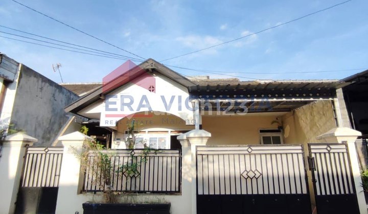 2-Story House for Rent at an Affordable Price Near the City Center