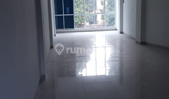 For Sale and For Rent 2 Shophouses on Siliwangi Street Side. 2