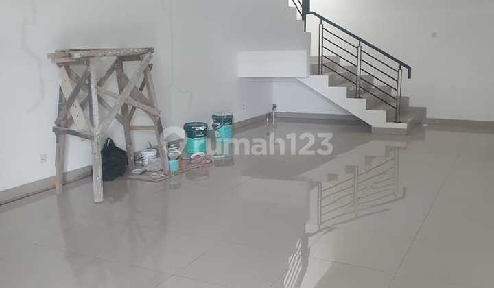 New Ready-to-Occupy Shop in Batununggal 2