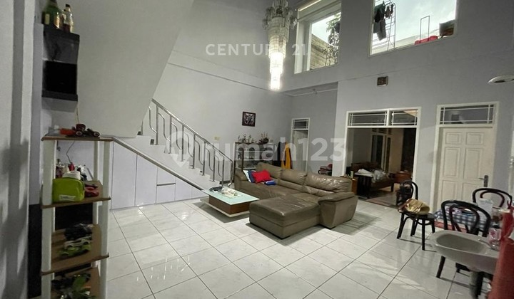 Ruko 2 Lantai Mainroad Ciateul Inggit Garnasih Cocok Utk Showroom