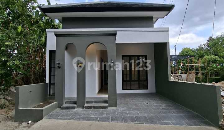 Ready-to-Move-In Home, Modern Aesthetic Limasan, Kasongan, Bantul, Yogyakarta