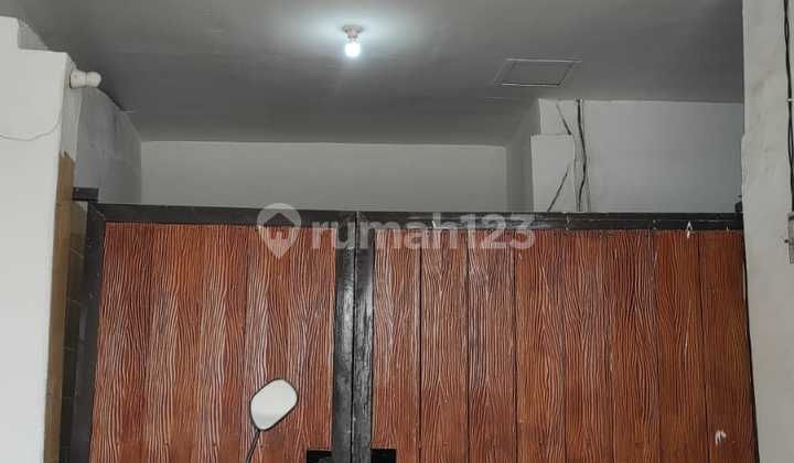 Men's Dormitory Wonokromo Surabaya Near Kodam Market School Mall