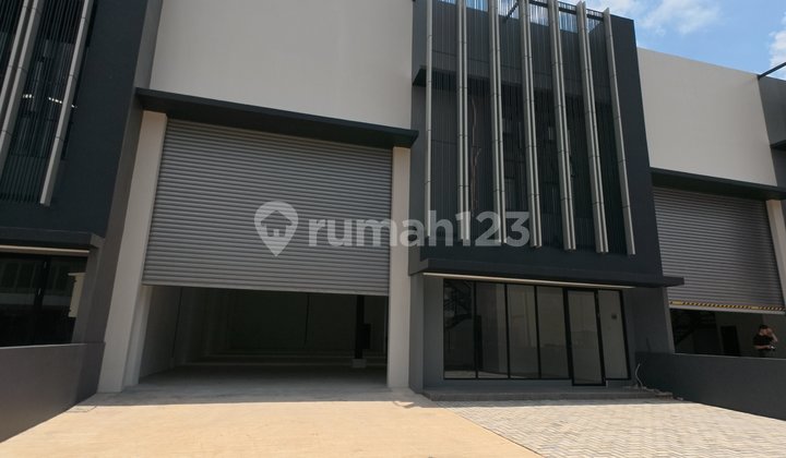 For Sale Blessindo Warehouse, Land Area 516M2, Building Area 432M2, Price 5.8M For Sale Blessindo Warehouse, Land Area 516M2, Building Area 432M2, Price 5.8M