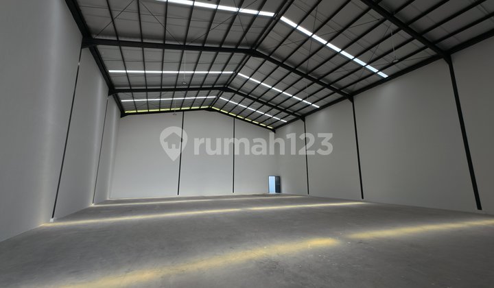 For Sale Blessindo Warehouse, Land Area 864M2, Building Area 612M2, Price 9.6M For Sale Blessindo Warehouse, Land Area 864M2, Building Area 612M2, Price 9.6M