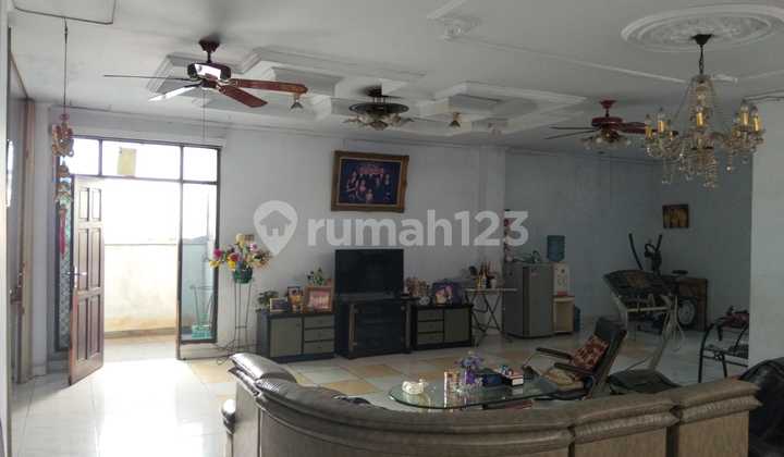 Ruko (Shop House). House. Boarding House. Suitable for Investment. 2
