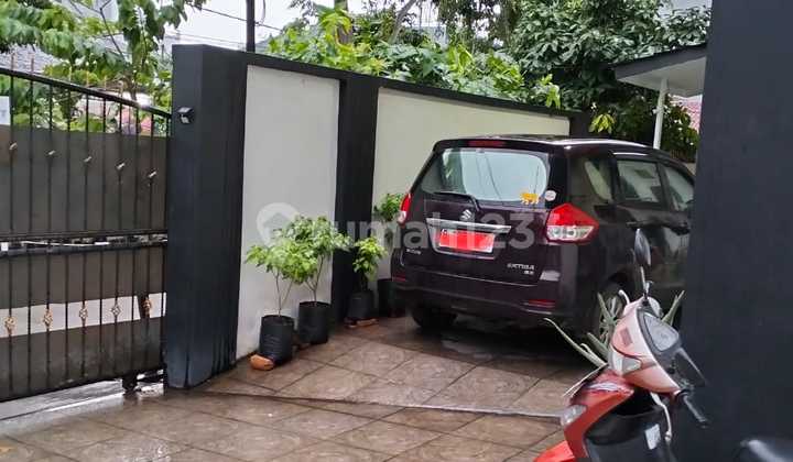 Luxurious boarding houses, suitable for future investment. 2