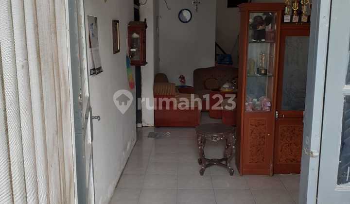 1-Story House in Beautiful Semarang 2