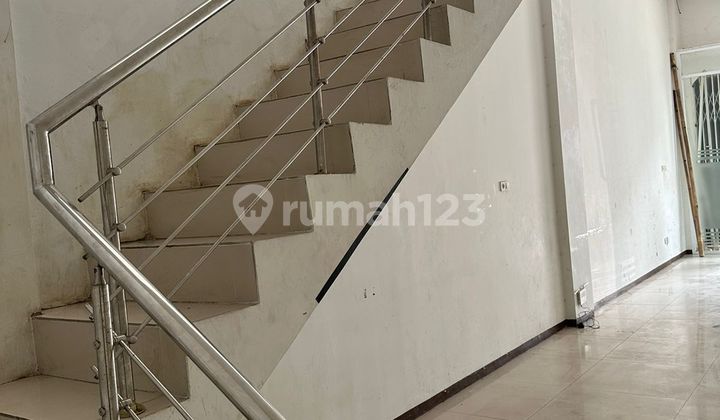 Ruko Siap Pakai di Kawasan Perdagangan 2