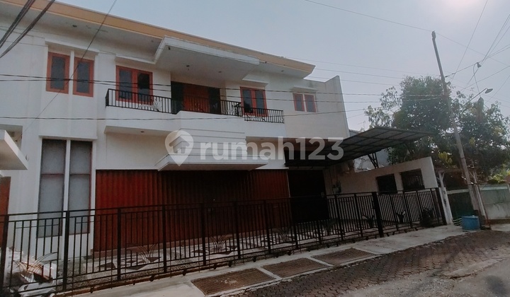 Rumah 2 Lantai Mewah di Semarang Timur 1