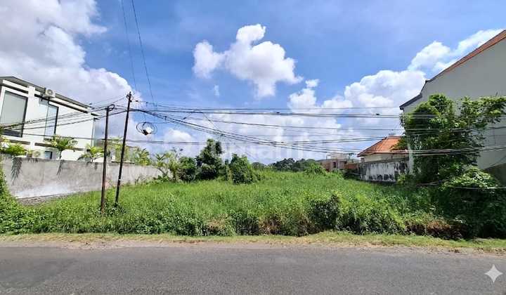 Land Area 821M² Location Jalan Veteran Buduk Mengwi Land Area 821M² Location Jalan Veteran Buduk Mengwi