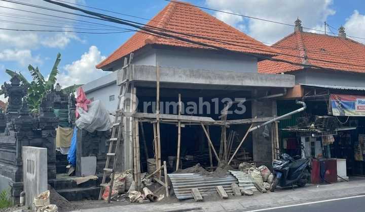 Ready-to-Occupy Shophouse on Jalan Pipitan Sari, Canggu 2