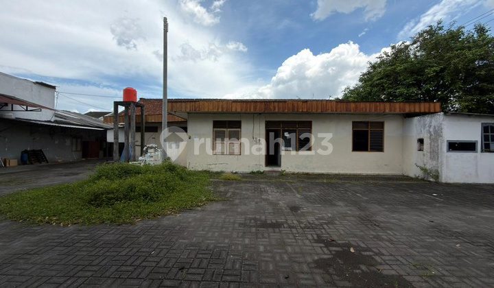 Warehouse for Sale Ready to Use, Strategic Location Near Ring Road Janti - Banguntapan Warehouse for Sale Ready to Use, Strategic Location Near Ring Road Janti - Banguntapan