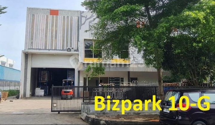 Jual Gedung Kantor Siap Pakai di Pusat Kota Batam Center