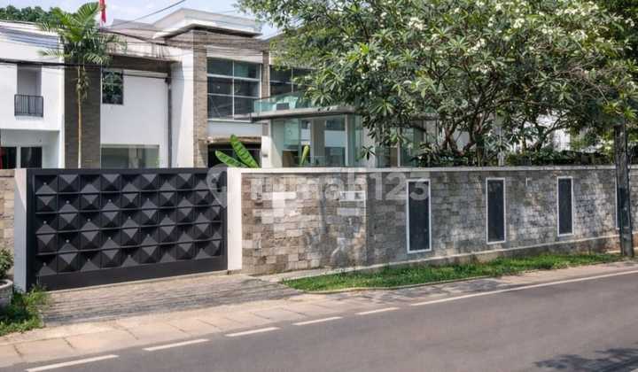Luxurious 3-Story House in Kemang
