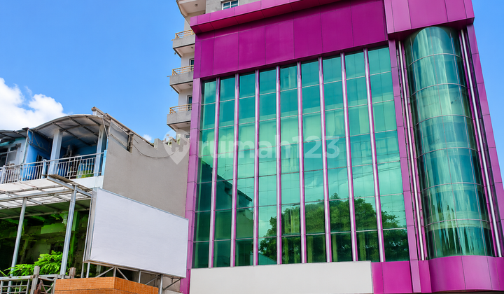 Strategic Shop in South Jakarta 1
