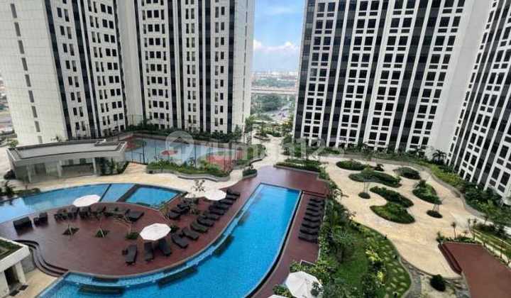 Hunian Nyaman Apartemen Lantai 32, Strategis ke Exit Tol 31, Cikarang