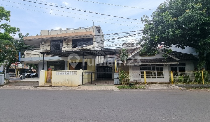 Shop & House on Mohammad Toha 2