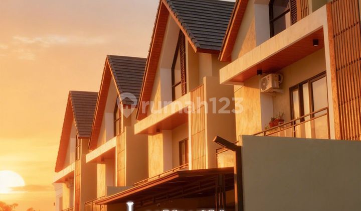 Bonus Canopy, Rumah, 2 Lantai, SHM, Dekat Taman Kota, bisa KPR