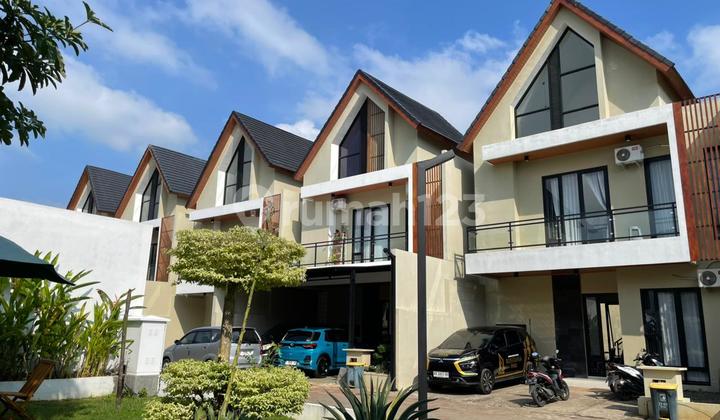 Free Biaya Notaris, Rumah, 2 Lantai, SHM, Siap Huni