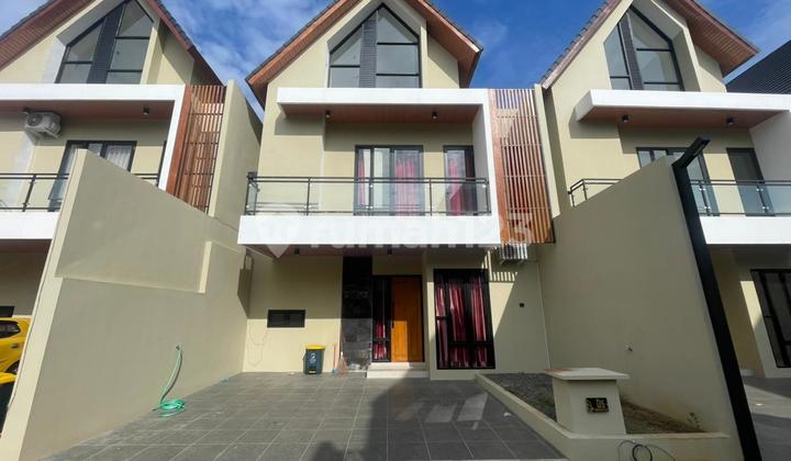 Siap Huni, Rumah, 2 Lantai, SHM, Dekat Tempat Wisata Siap Huni, Rumah, 2 Lantai, SHM, Dekat Tempat Wisata