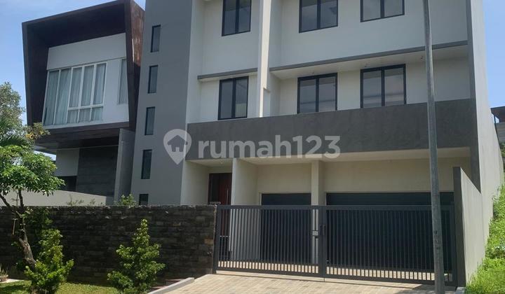 Dijual Rumah Cluster Sierra Mandre Sentul City
