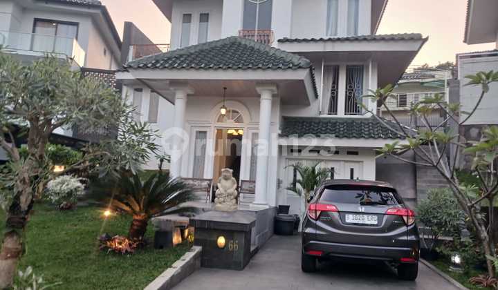 For Rent Fully Furnished Ready to Occupy House Opposite the Park in a Prestigious Cluster in Sentul City