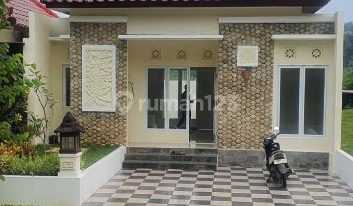 Rumah dengan Konsep Bali di Kota Semarang 2