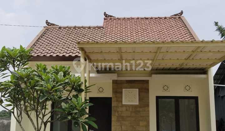 Minimalist House with Balinese Concept in Mijen 2