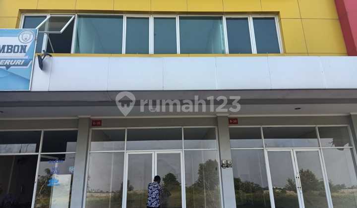 Attached Shophouse in the 3 Business Center Area of West Karawang Attached Shophouse in the 3 Business Center Area of West Karawang