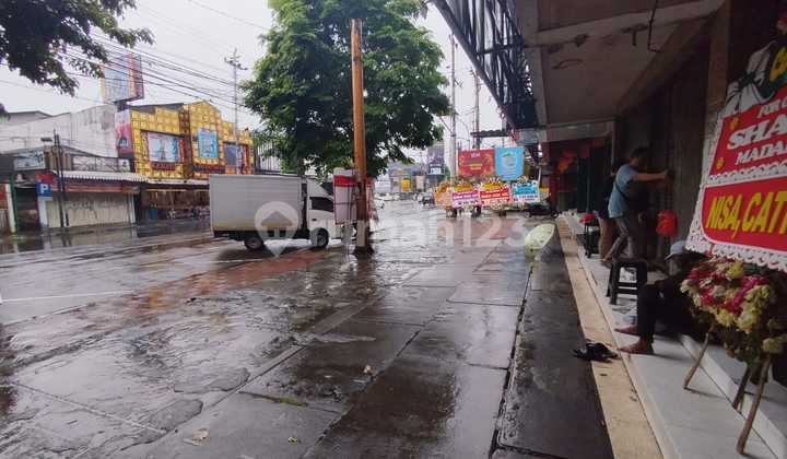 Ruang Usaha Luas di Pusat Bisnis Jl. Urip Sumoharjo Klitren, Gondokusuman, Yogyakarta