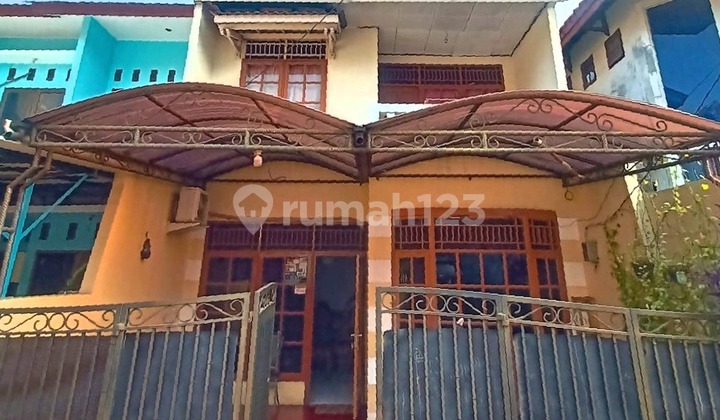 Rumah Nyaman di Pondok Kelapa Dalam Komplek - Siap Huni!