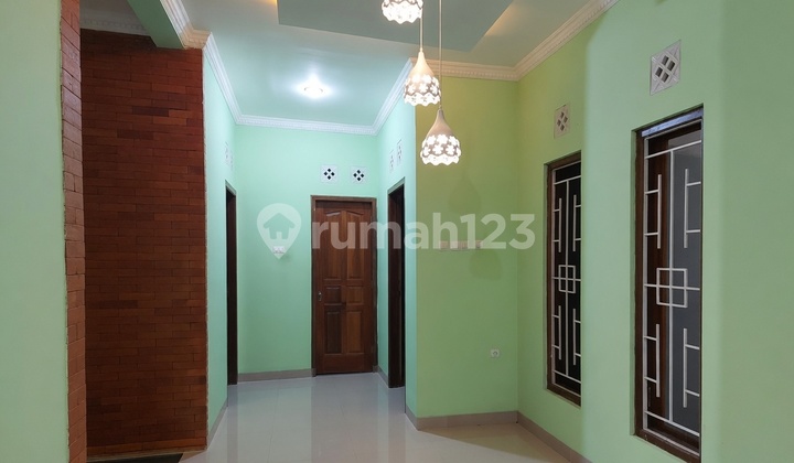 Women's Boarding House Condongcatur - Near Campus, Hospital & Mall 2